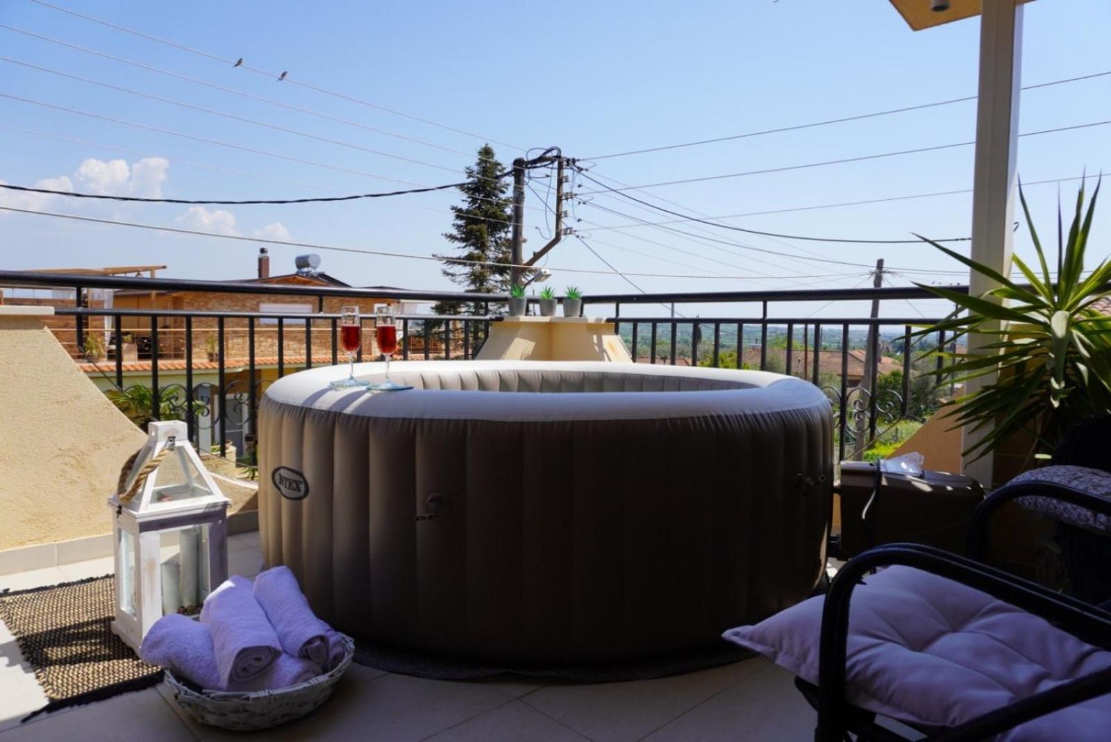 Villa Vaso With Jacuzzi Epanomi Exterior photo
